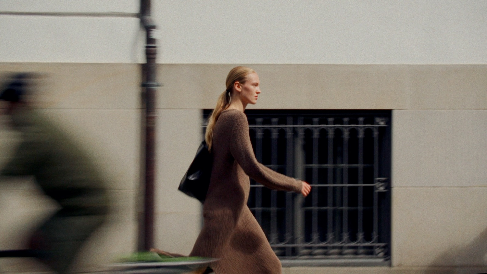 Still from VILA by DAVAI